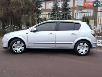 Авто Opel Astra 2005 № 7706139