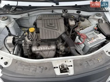Авто Renault Logan 2012 № 7706140