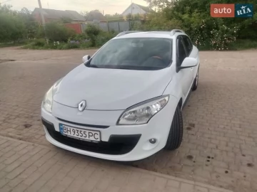 Авто Renault Megane 2010 № 7706165