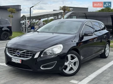 Авто Volvo V60 2012 № 7706236