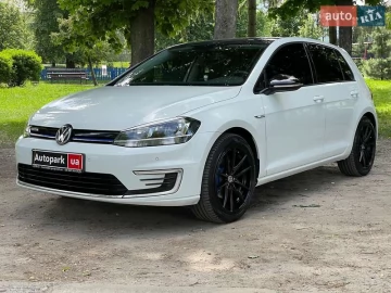 Авто Volkswagen E-Golf 2017 № 7706256