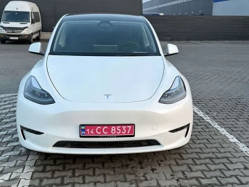 Авто Tesla Model Y 2023 № 7706293