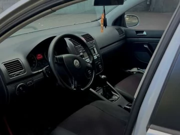 Авто Volkswagen Golf 2004 № 7706376