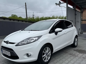 Авто Ford Fiesta 2012 № 7706418