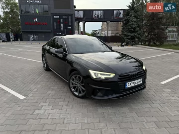 Авто Audi A4 2018 № 7706560