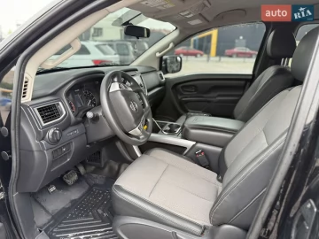 Авто Nissan Titan 2017 № 7706576