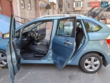 Авто Honda Fr-V 2005 № 7706698
