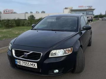 Авто Volvo V50 2009 № 7706728
