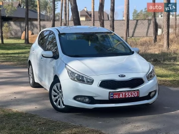 Авто KIA Ceed 2014 № 7706737