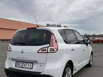 Авто Renault Scenic 2010 № 7706742