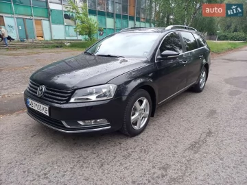 Авто Volkswagen Passat 2010 № 7706750