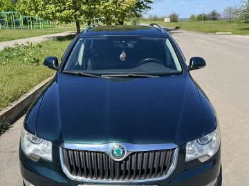 Авто Skoda Superb 2010 № 7706791