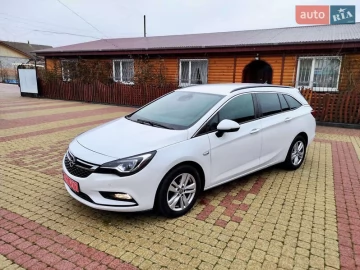 Авто Opel Astra 2018 № 7706810