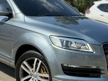 Авто Audi Q7 2006 № 7706841