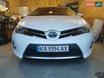Авто Toyota Auris 2014 № 7706846