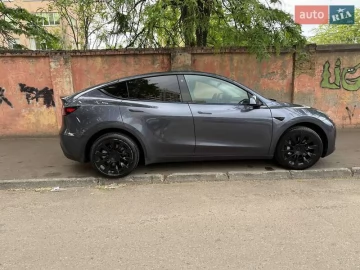 Авто Tesla Model Y 2021 № 7706867