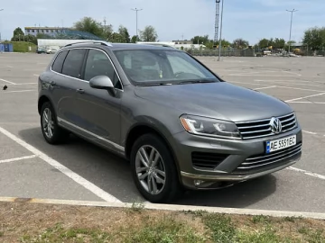 Авто Volkswagen Touareg 2017 № 7706875