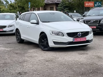 Авто Volvo V60 2017 № 7706992