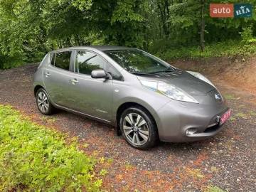 Авто Nissan Leaf 2013 № 7707005