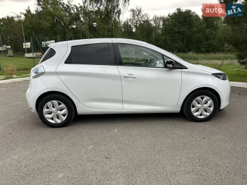 Авто Renault Zoe 2016 № 7707022