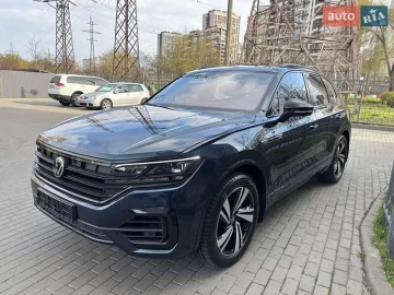 Авто Volkswagen Touareg 2023 № 7707026