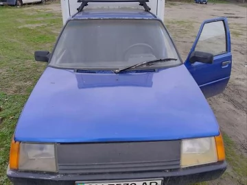 Авто ЗАЗ 11055 2000 № 7707107