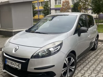 Авто Renault Scenic 2012 № 7707113