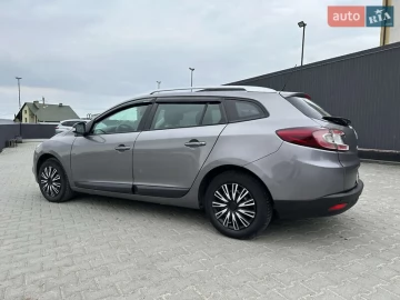 Авто Renault Megane 2012 № 7707170