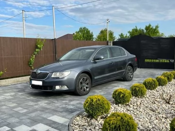 Авто Skoda Superb 2009 № 7707173