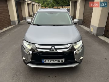 Авто Mitsubishi Outlander 2017 № 7707231