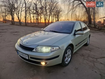 Авто Renault Laguna 2002 № 7707251