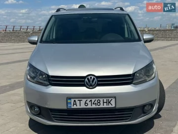 Авто Volkswagen Touran 2013 № 7707299