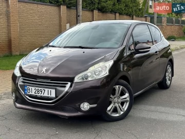 Авто Peugeot 208 2013 № 7707438