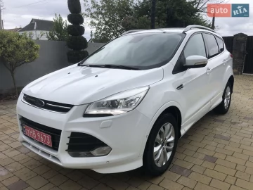 Авто Ford Kuga 2016 № 7707456