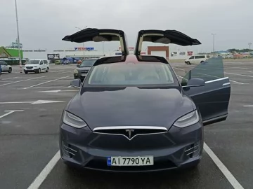 Авто Tesla Model X 2018 № 7707476