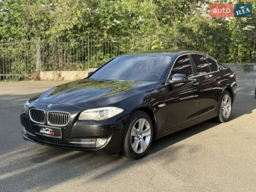 Авто BMW 5 Series 2013 № 7707603