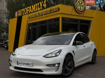 Авто Tesla Model 3 2021 № 7707634