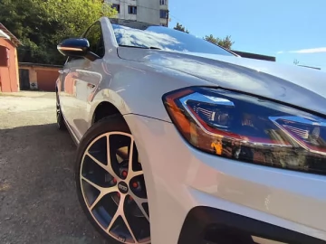 Авто Volkswagen Golf Gti 2020 № 7707640
