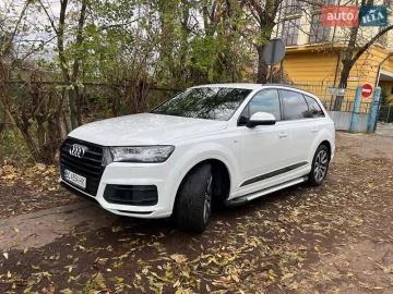 Авто Audi Q7 2016 № 7707658