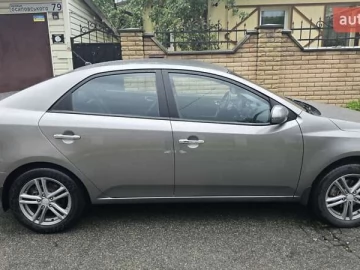 Авто KIA Cerato 2011 № 7707745