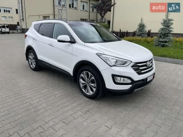 Авто Hyundai Santa Fe 2015 № 7707783