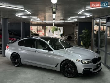 Авто BMW 5 Series 2018 № 7707959