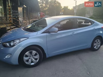 Авто Hyundai Elantra 2013 № 7708055