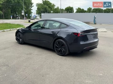 Авто Tesla Model 3 2024 № 7708143