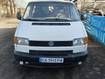 Авто Volkswagen Transporter 2000 № 7708309