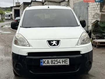 Авто Peugeot Partner 2011 № 7708352