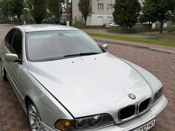 Авто BMW 5 Series 2000 № 7708555