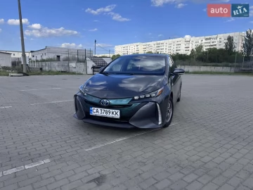 Авто Toyota Prius Prime 2016 № 7708718
