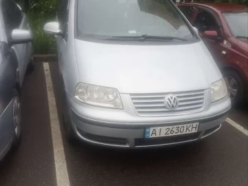 Авто Volkswagen Sharan 2004 № 7708815