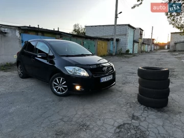 Авто Toyota Auris 2008 № 7708848